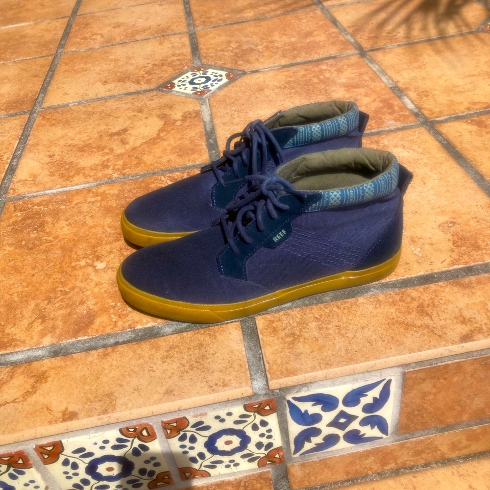 Reef Brazil brand men’s size11 blue desert boot